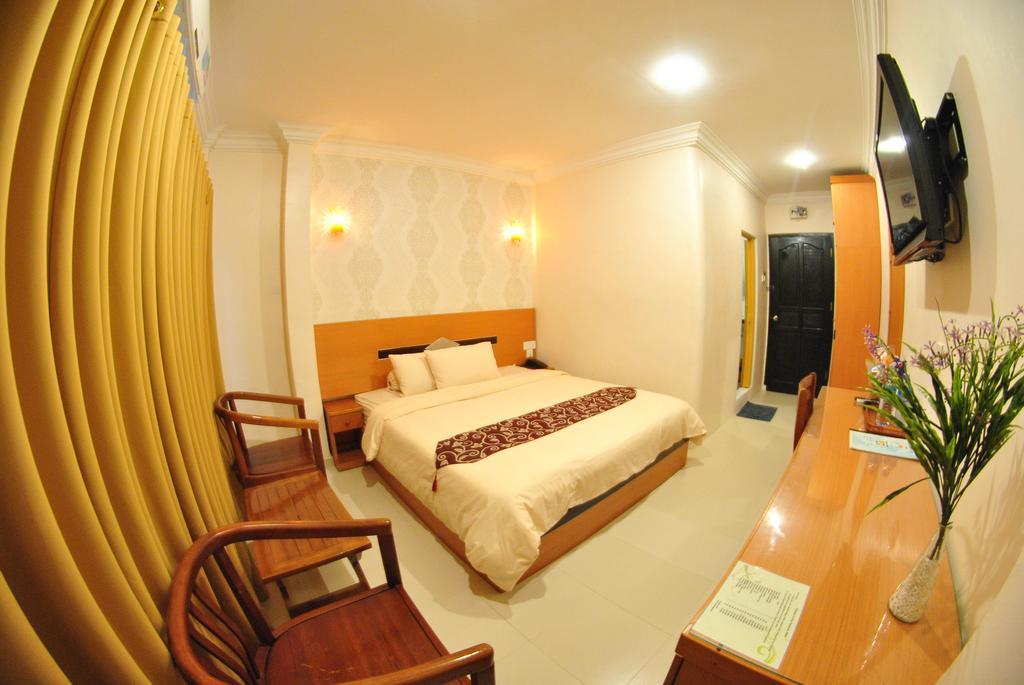 Hotel Panorama Tanjungpinang Rum bild